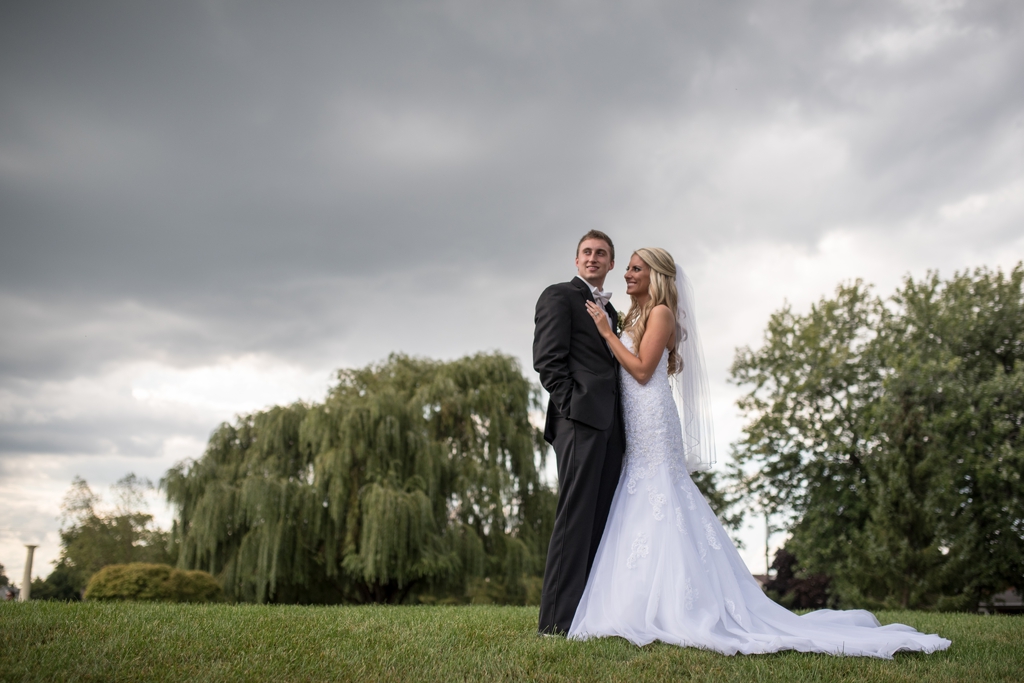 Wedding portraits at Blossom Heath in St. Clair Shores