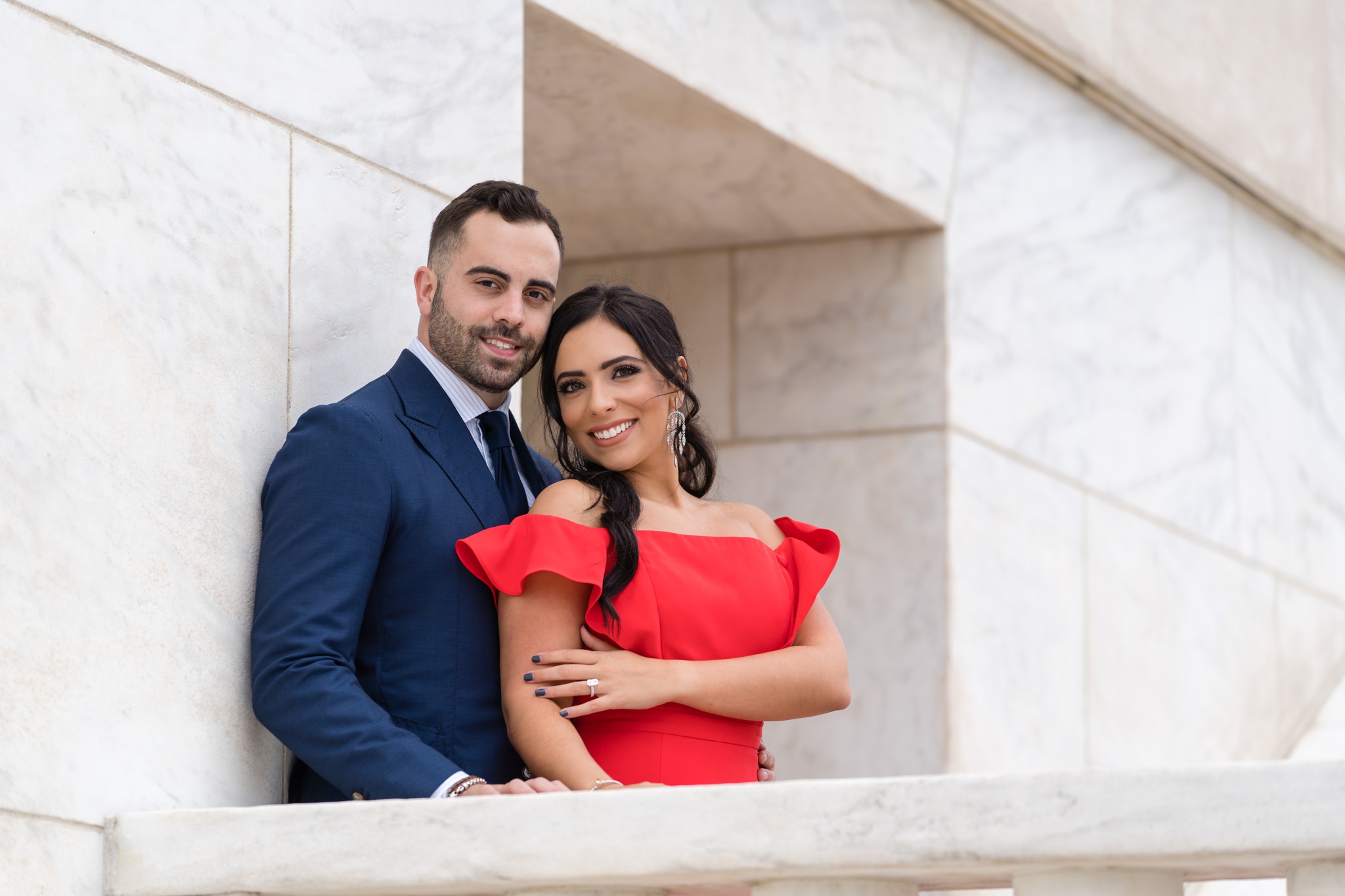 Engagement session at the Detroit Institute of Art 