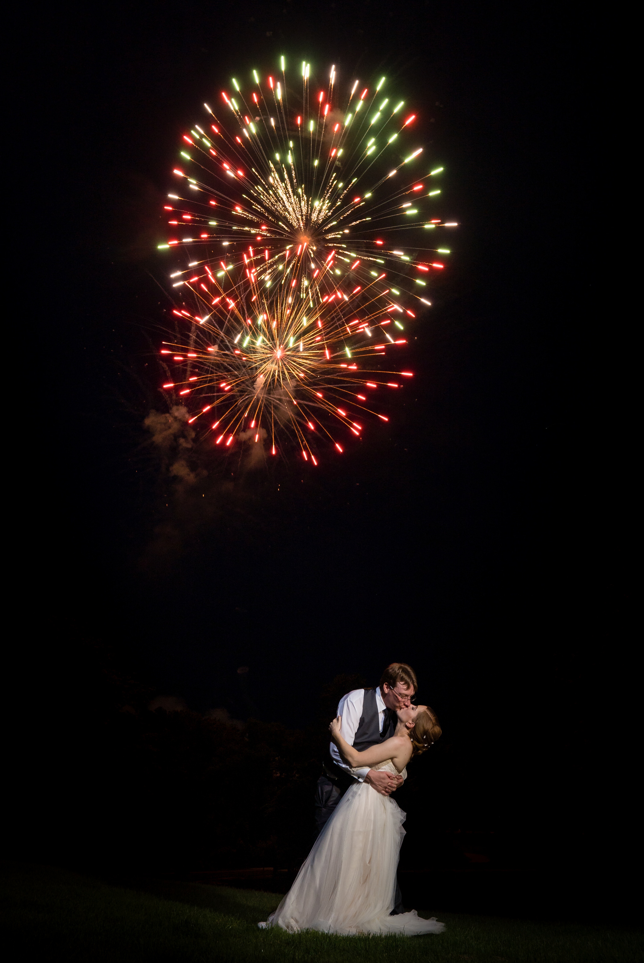 addison oaks buhl estate wedding fireworks