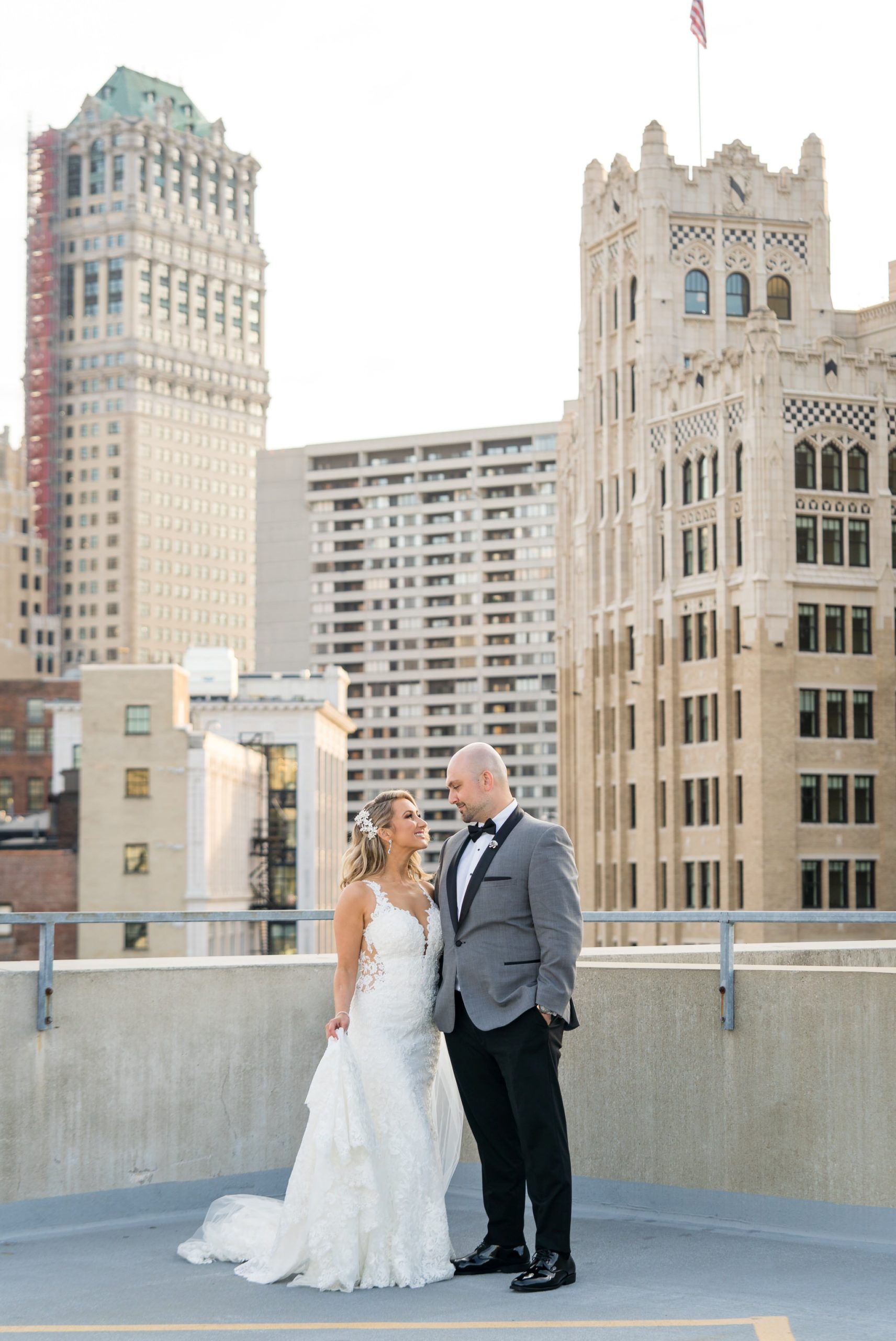 Detroit skyline wedding photos