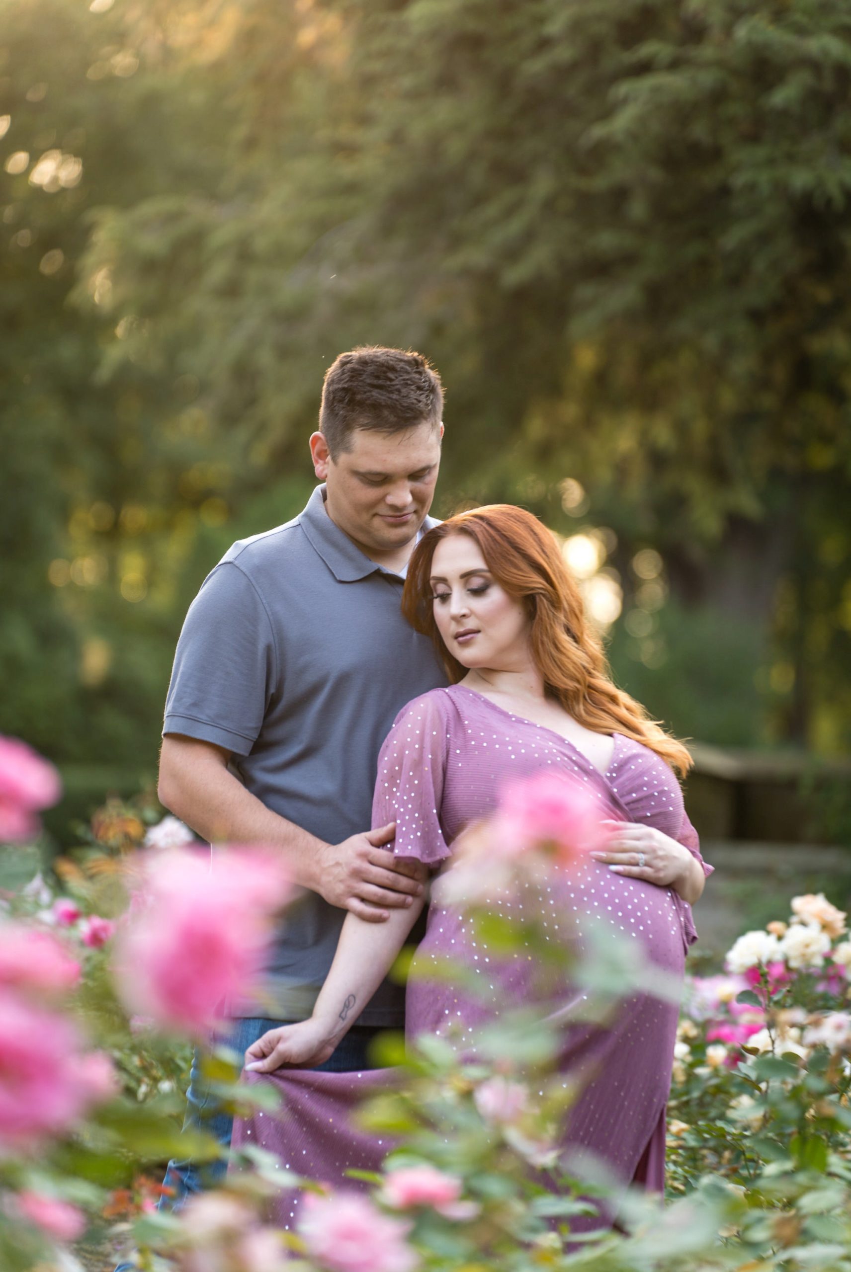 A maternity session at Edsel Ford by Brian Weitzel Photography.