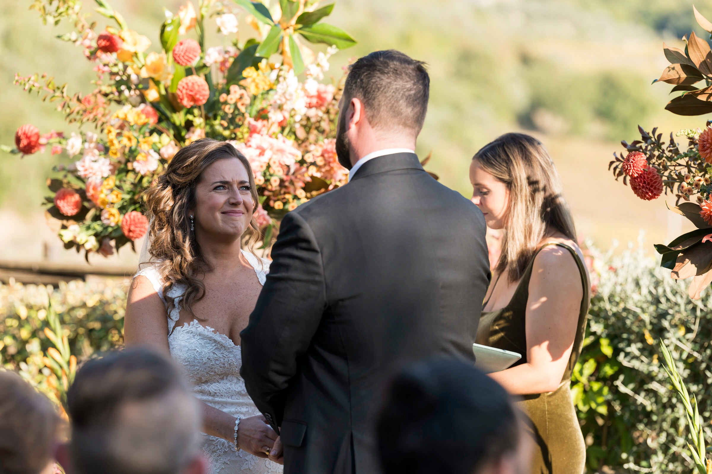Emotional look of bride to groom during Quercia al Poggio wedding