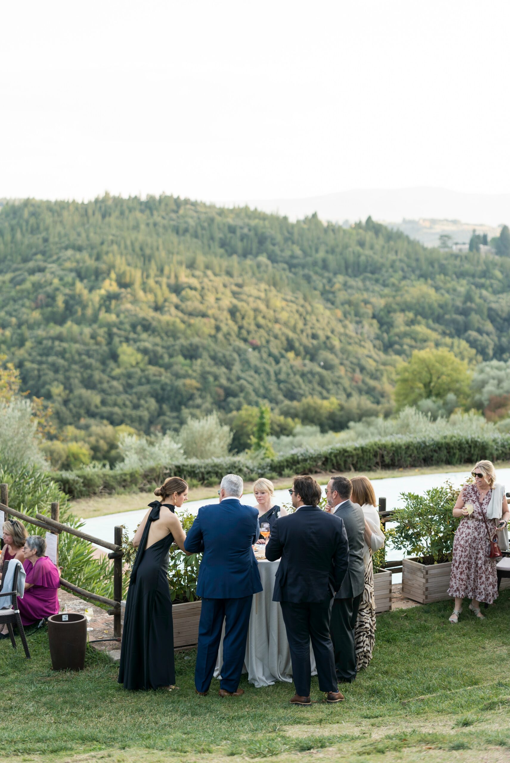 Cocktail hour during Quercia al Poggio wedding