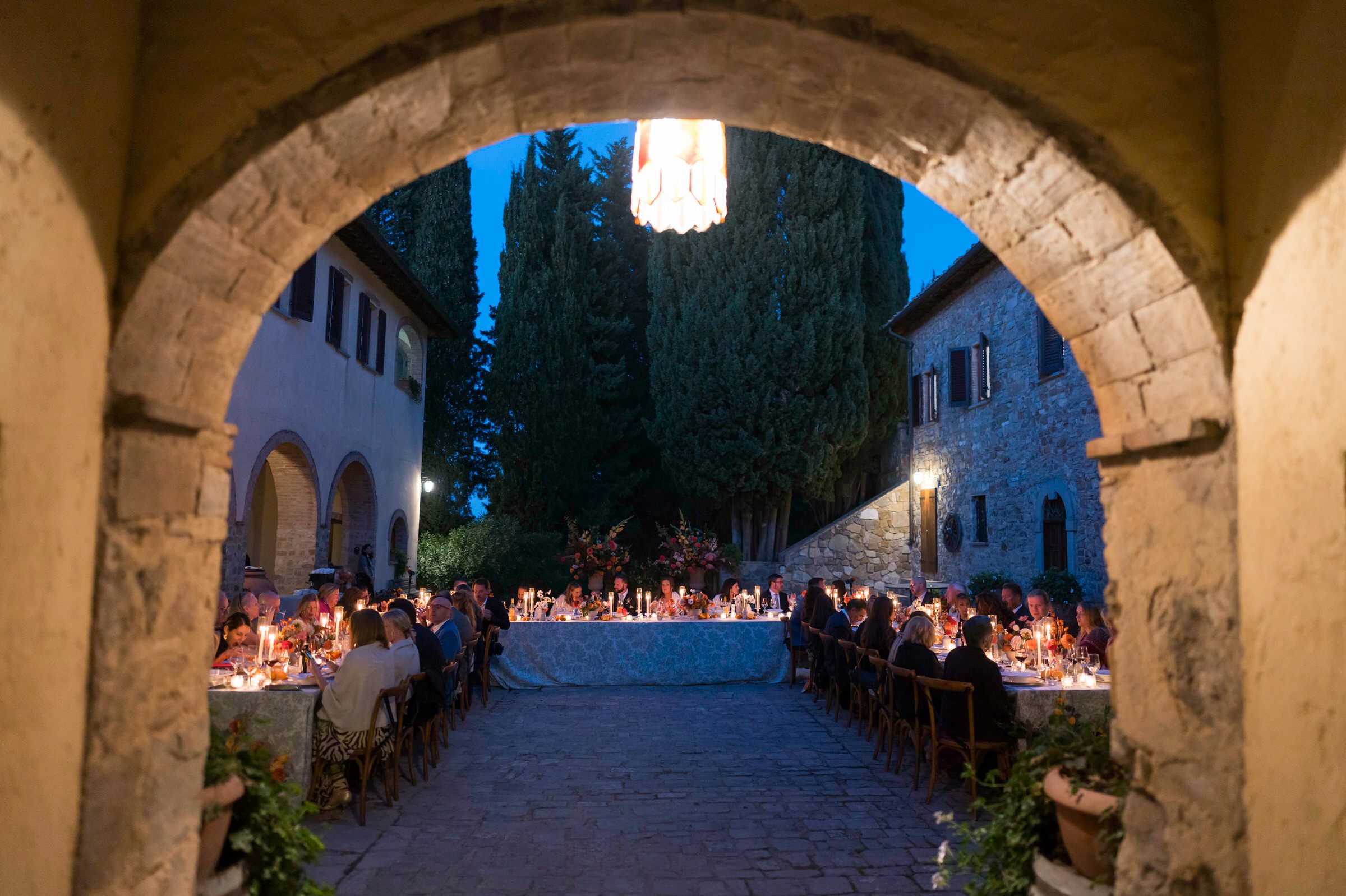 Night of celebration during Quercia al Poggio wedding